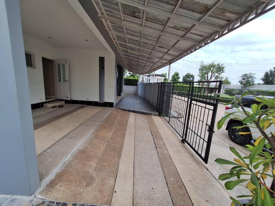 Holiday home 3 Bedroom 3 Baths House Perfect Park Rom Klao Bangkok