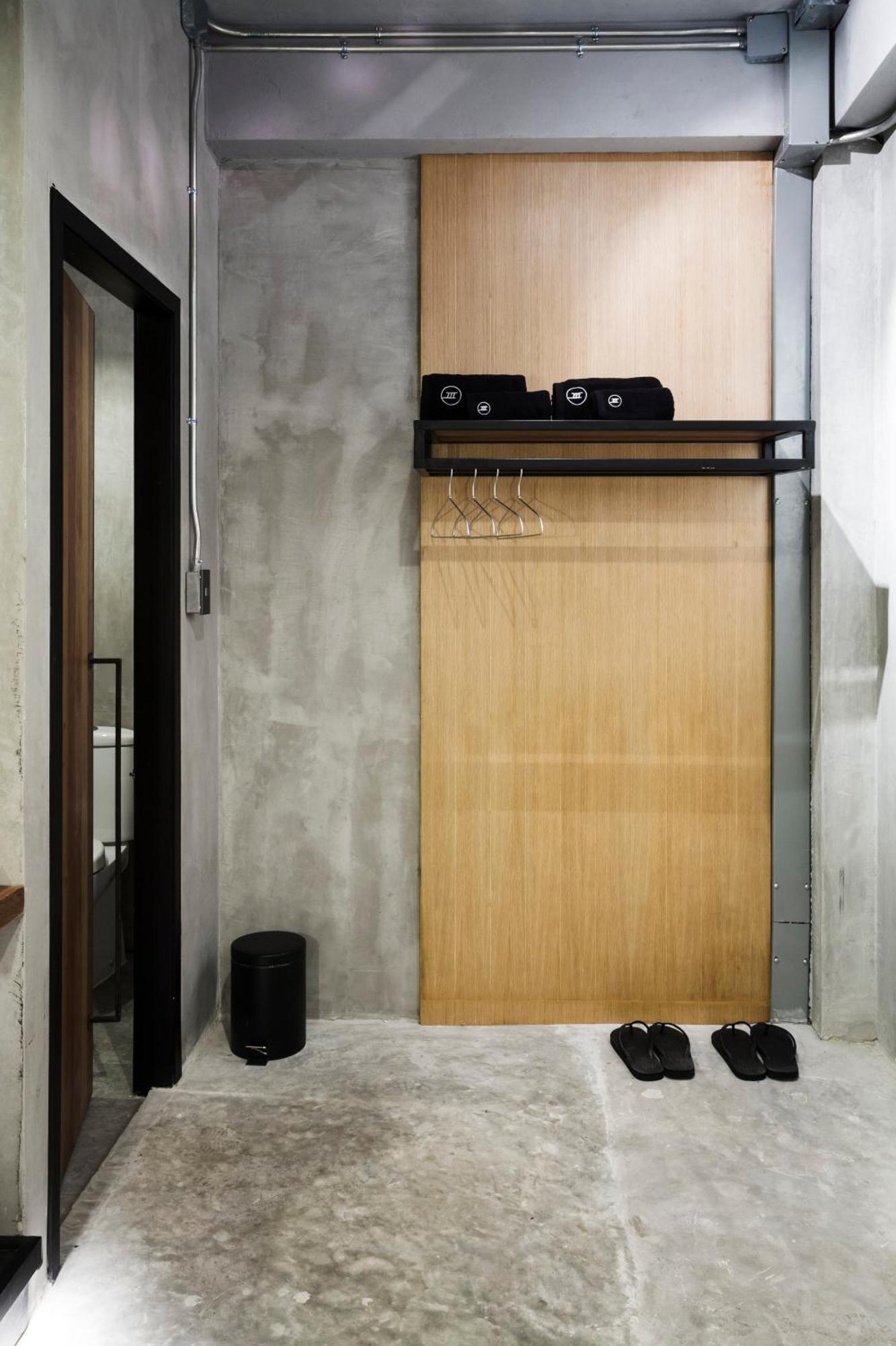 Asrama Bed Station Ratchthewi Bangkok