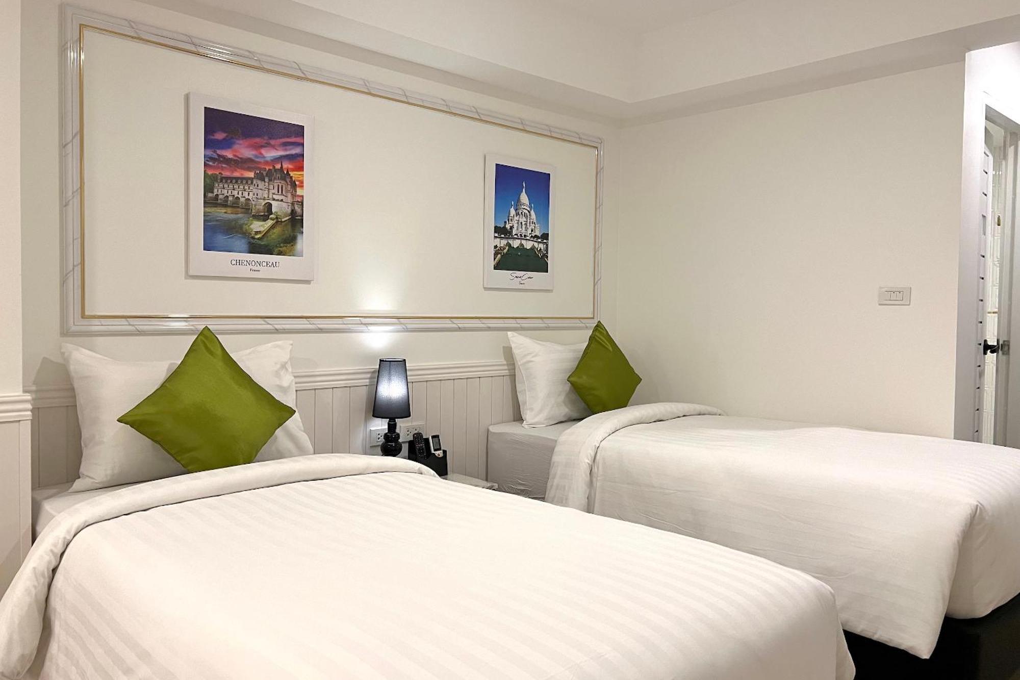 Travelier Hostel Bangkok