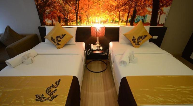 Solace At Srinakarin 5*