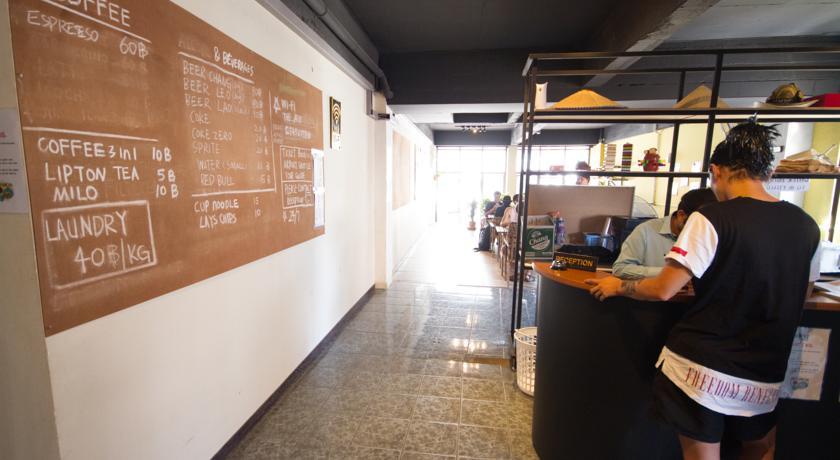 Hostel The Aris *