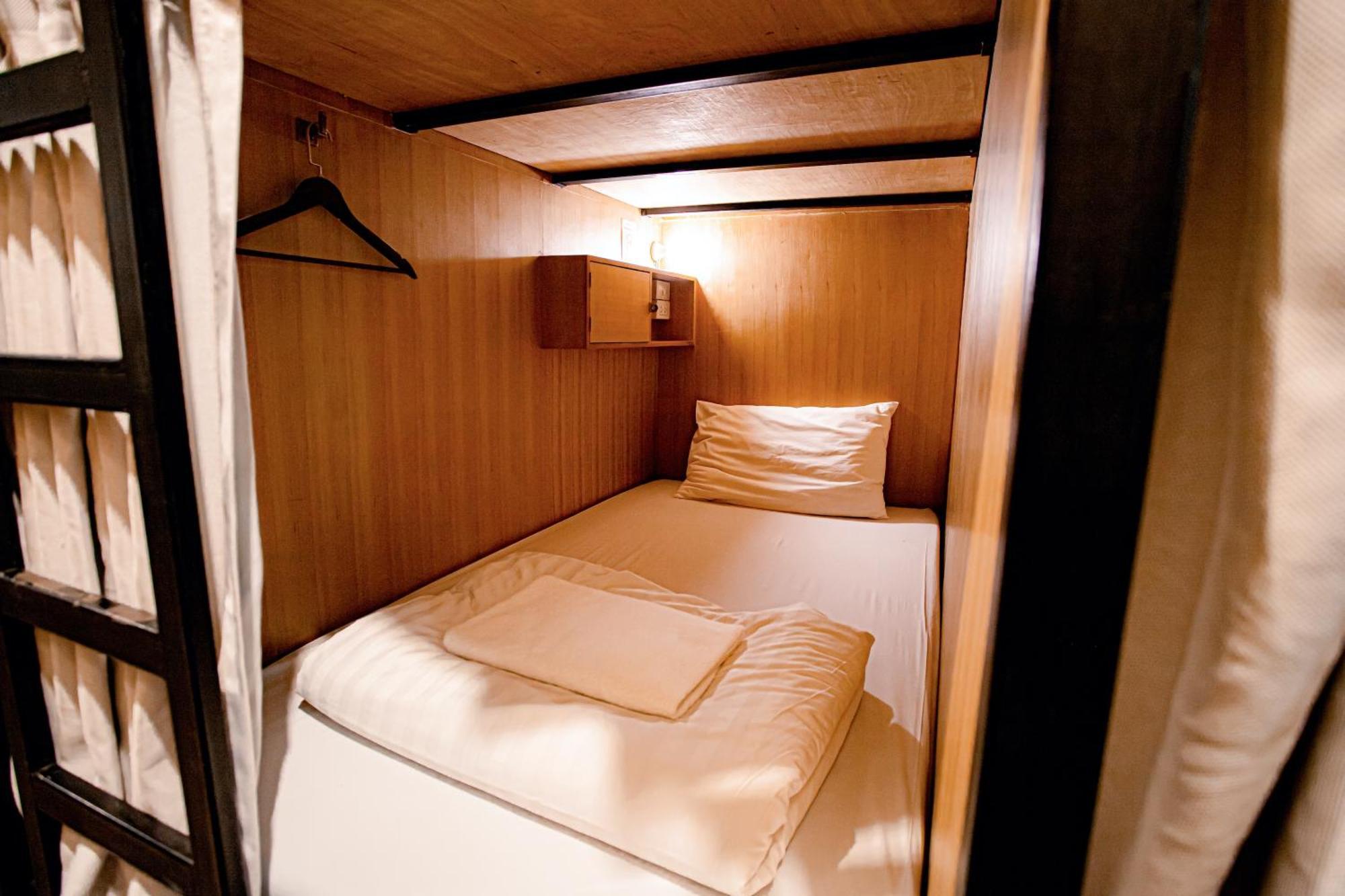 Hostel Travelier
