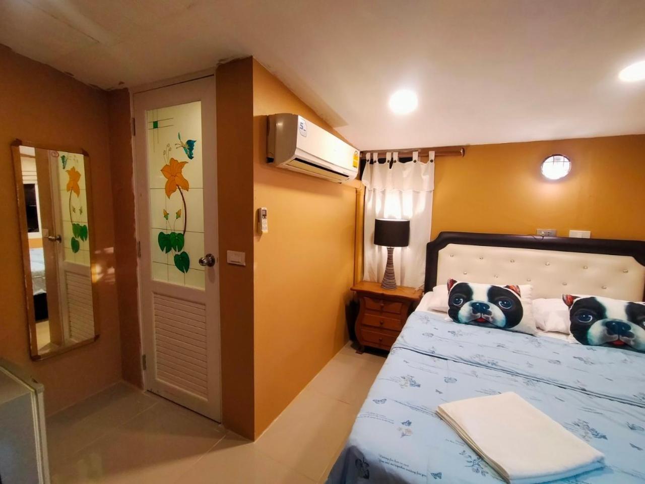 Ruenthip Guest house Bangkok