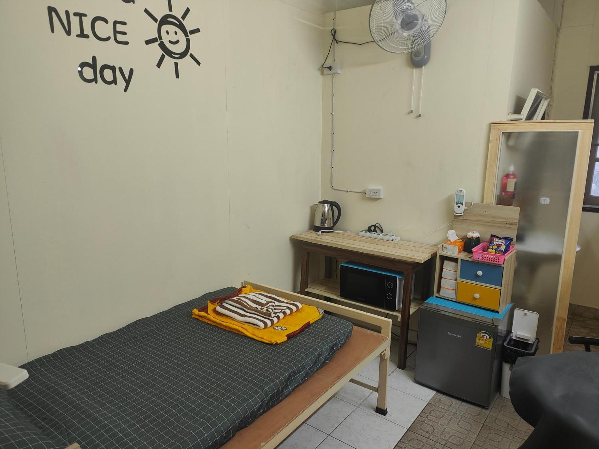 Apartment J Place 204 With Free Wifi, Near Skytrain
