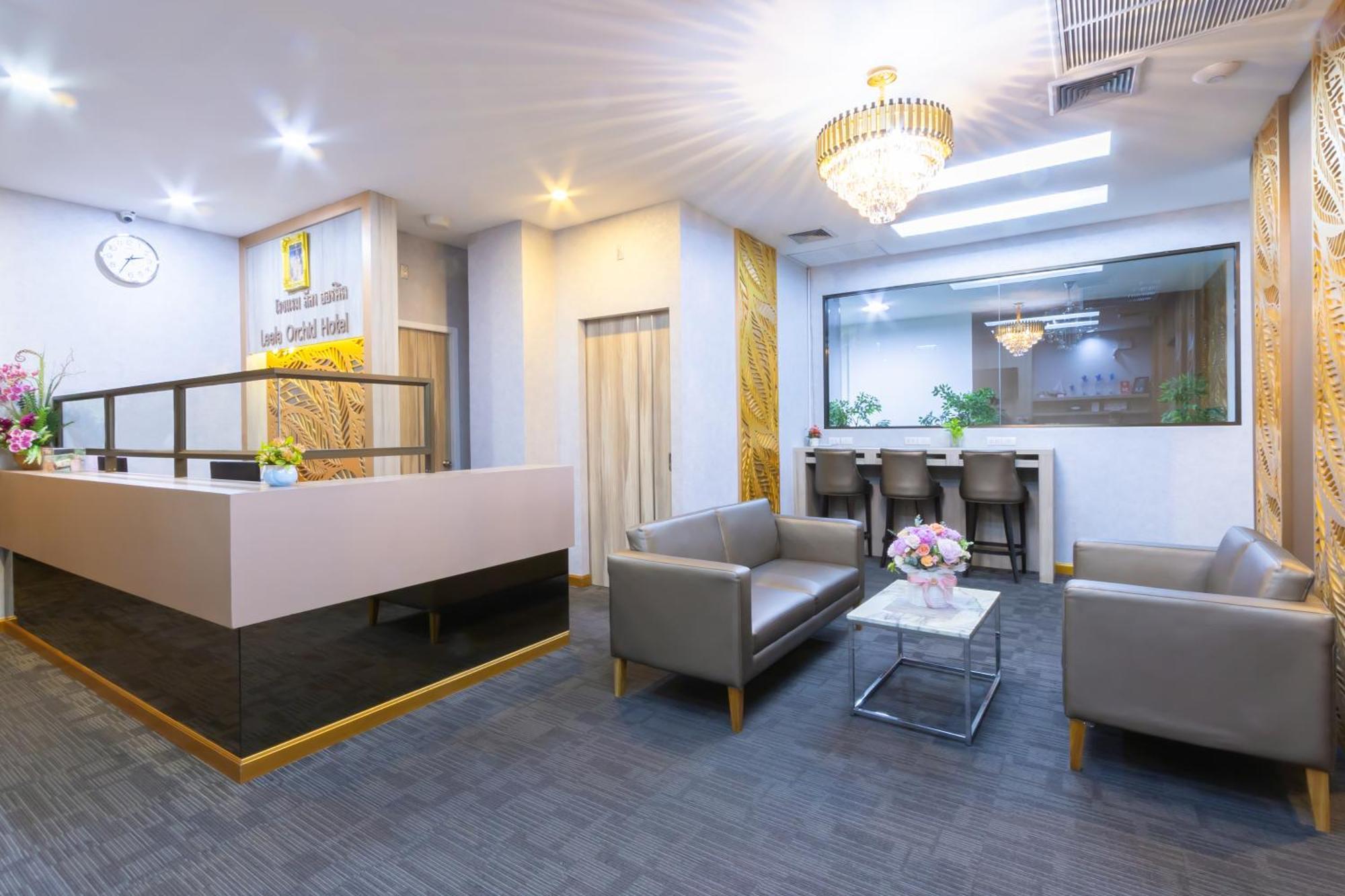 Leela Orchid Hotel 3*
