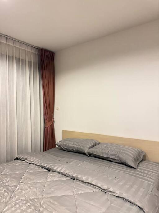 Apartment Family In Charan Pinklao Bangkok