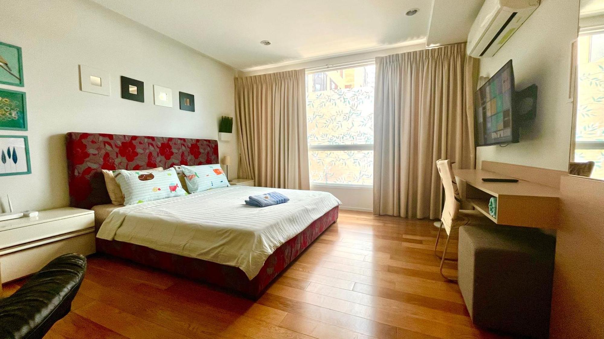 Comfortable Studio, Walk To Bts, Free Wi-Fi, Great Location