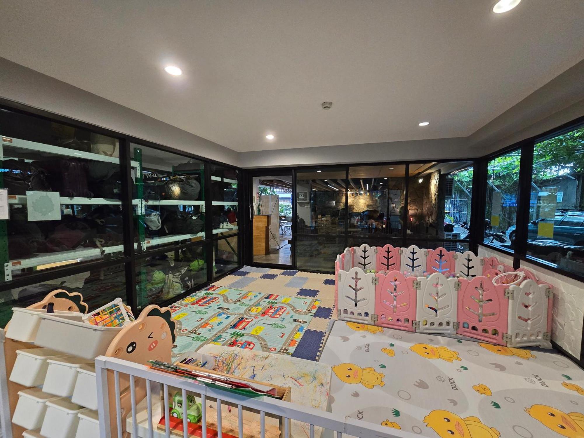 Peace Land Khaosan Hotel 3*