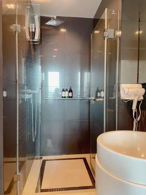 Luxurious Downtown River View Chao Phraya River Appartement *