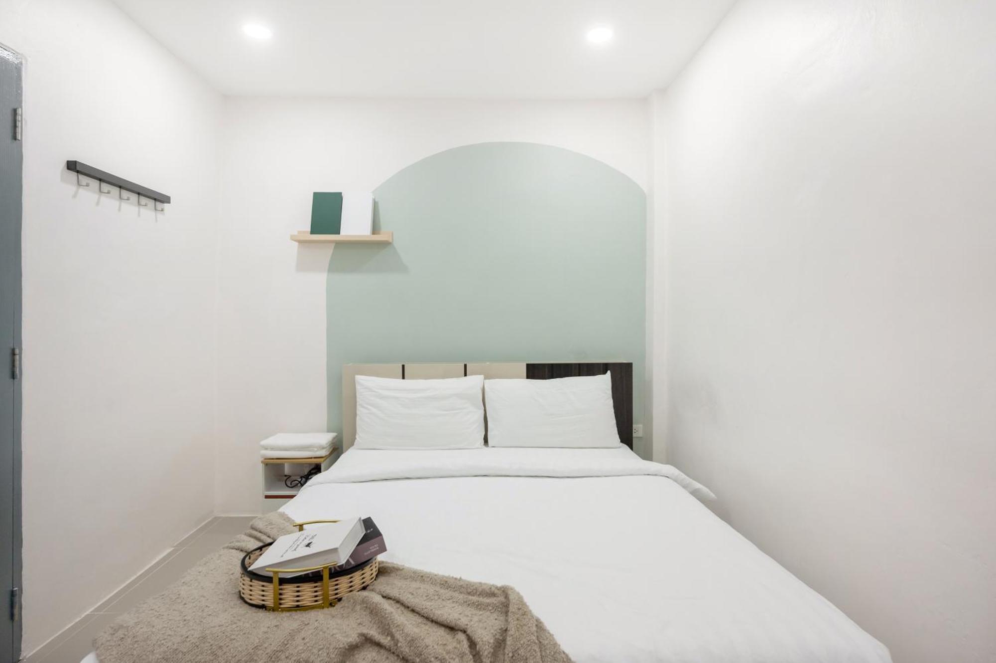 Entire Cozy House/near Bts Skytrain/12pp Bangkok