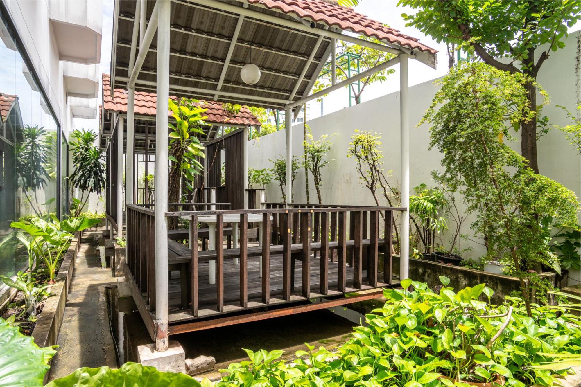 Apartment Bua Sukhumvit, Nana Bts