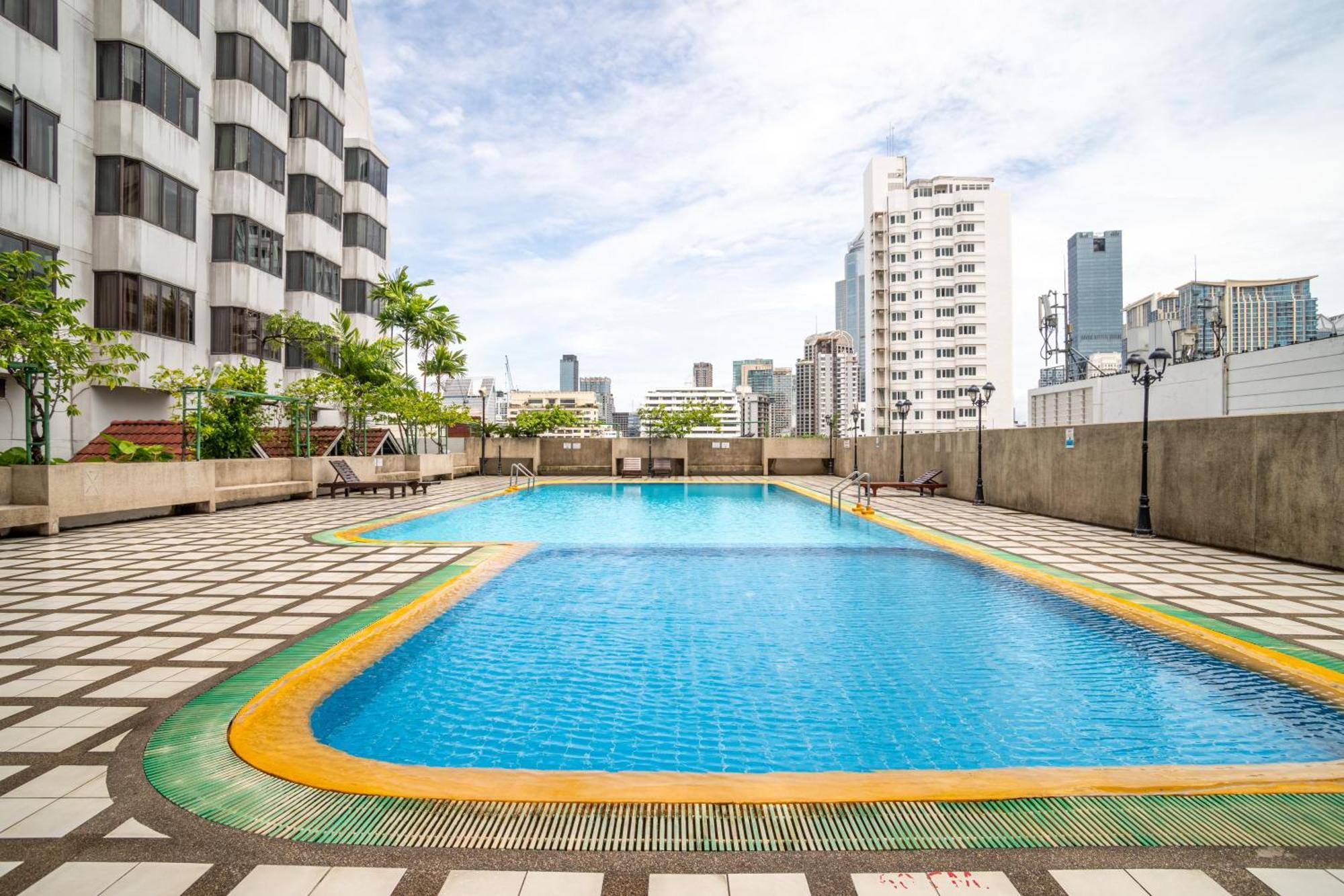Bua Sukhumvit, Nana Bts Bangkok