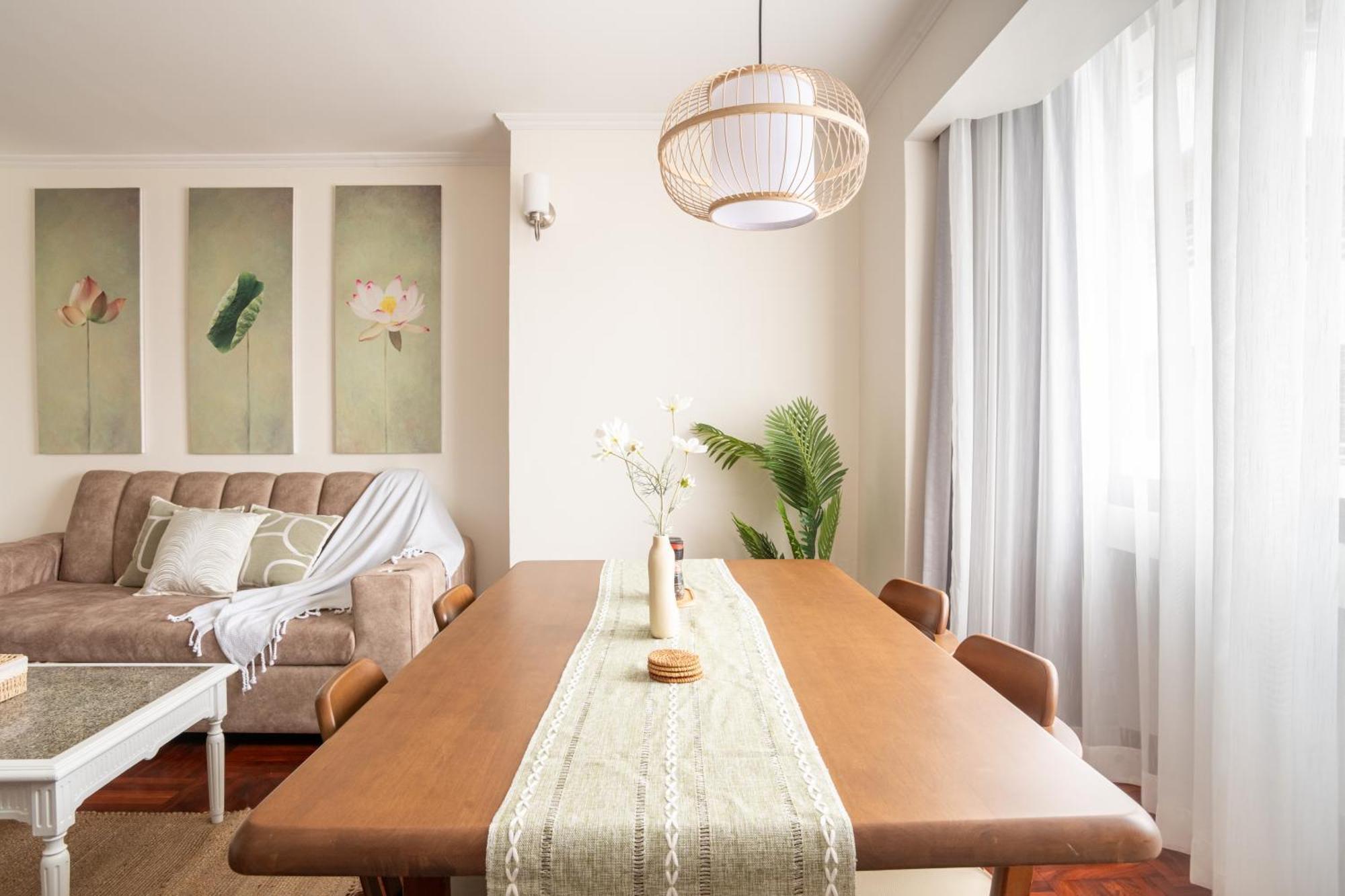 Bua Sukhumvit, Nana Bts Apartment