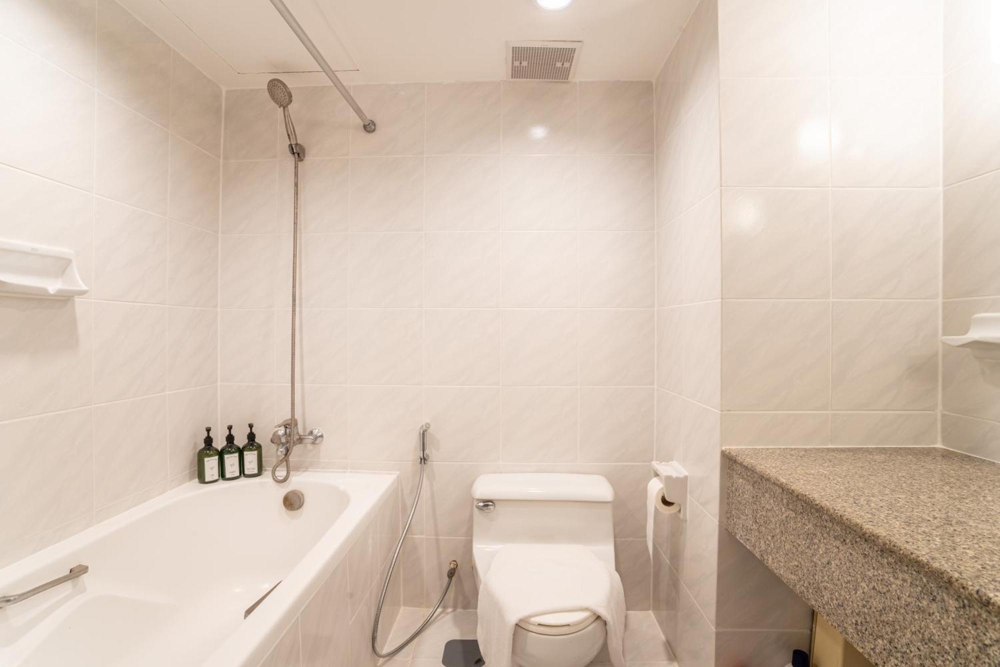 Apartment Bua Sukhumvit, Nana Bts