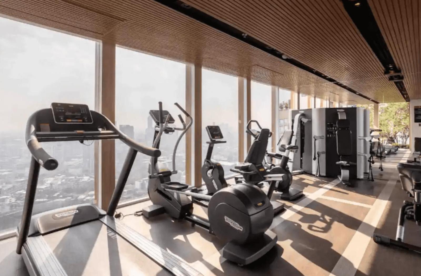Stylish 1br By Bts Ekkamai - Infinity Pool & Gym Apartment Bangkok