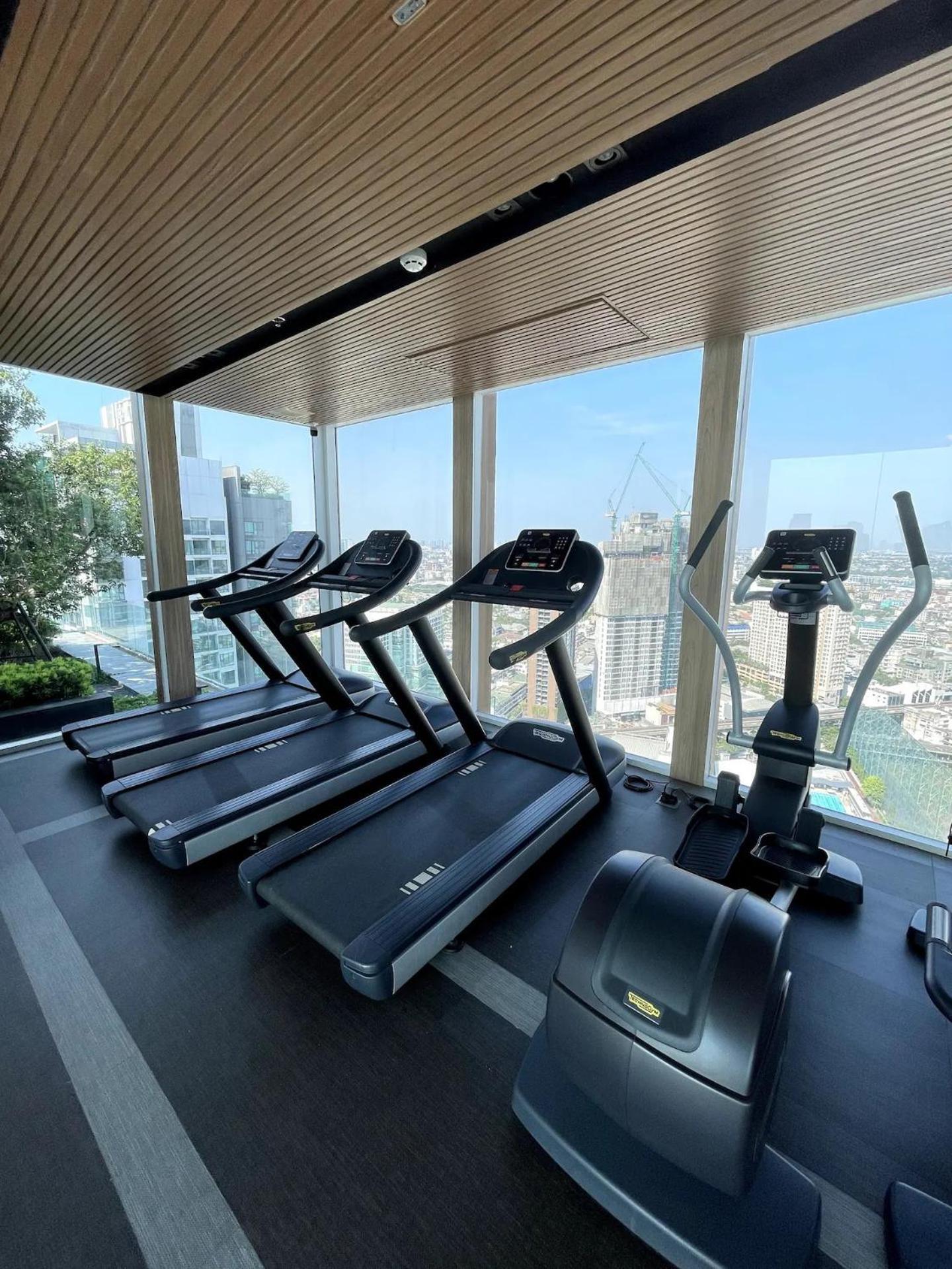 Stylish 1br By Bts Ekkamai - Infinity Pool & Gym * Bangkok