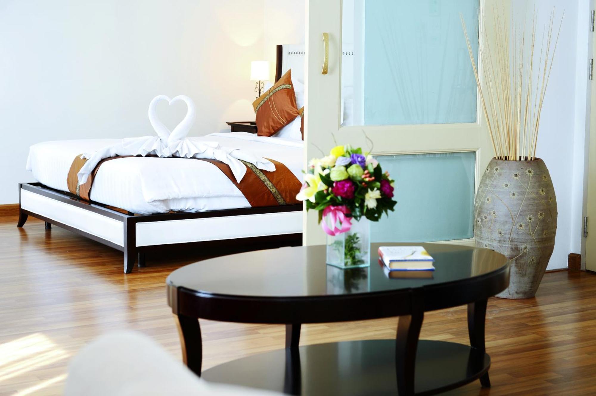 The Bless And Hotel Bangkok