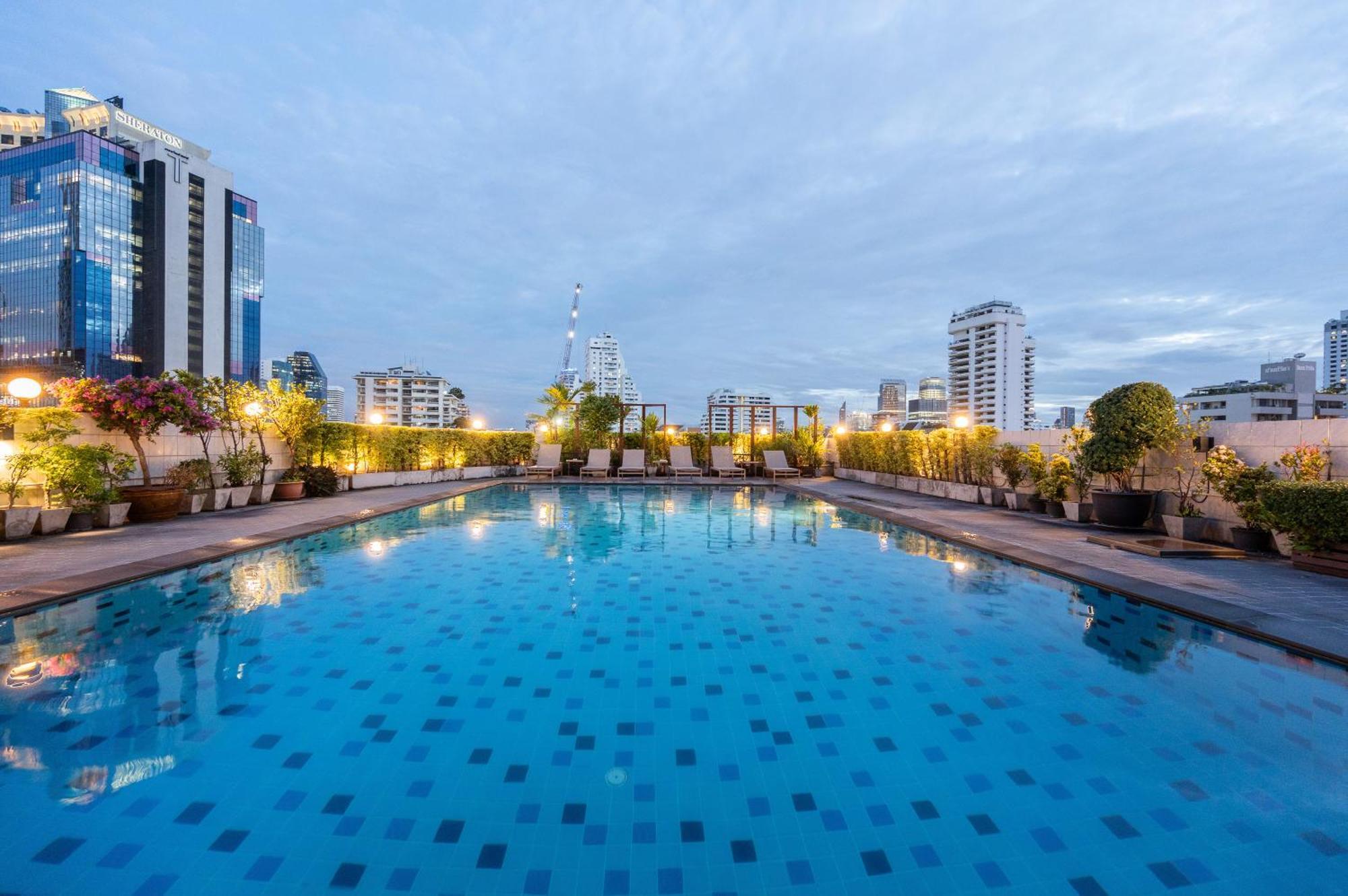 Hotel Ruamchitt Plaza
