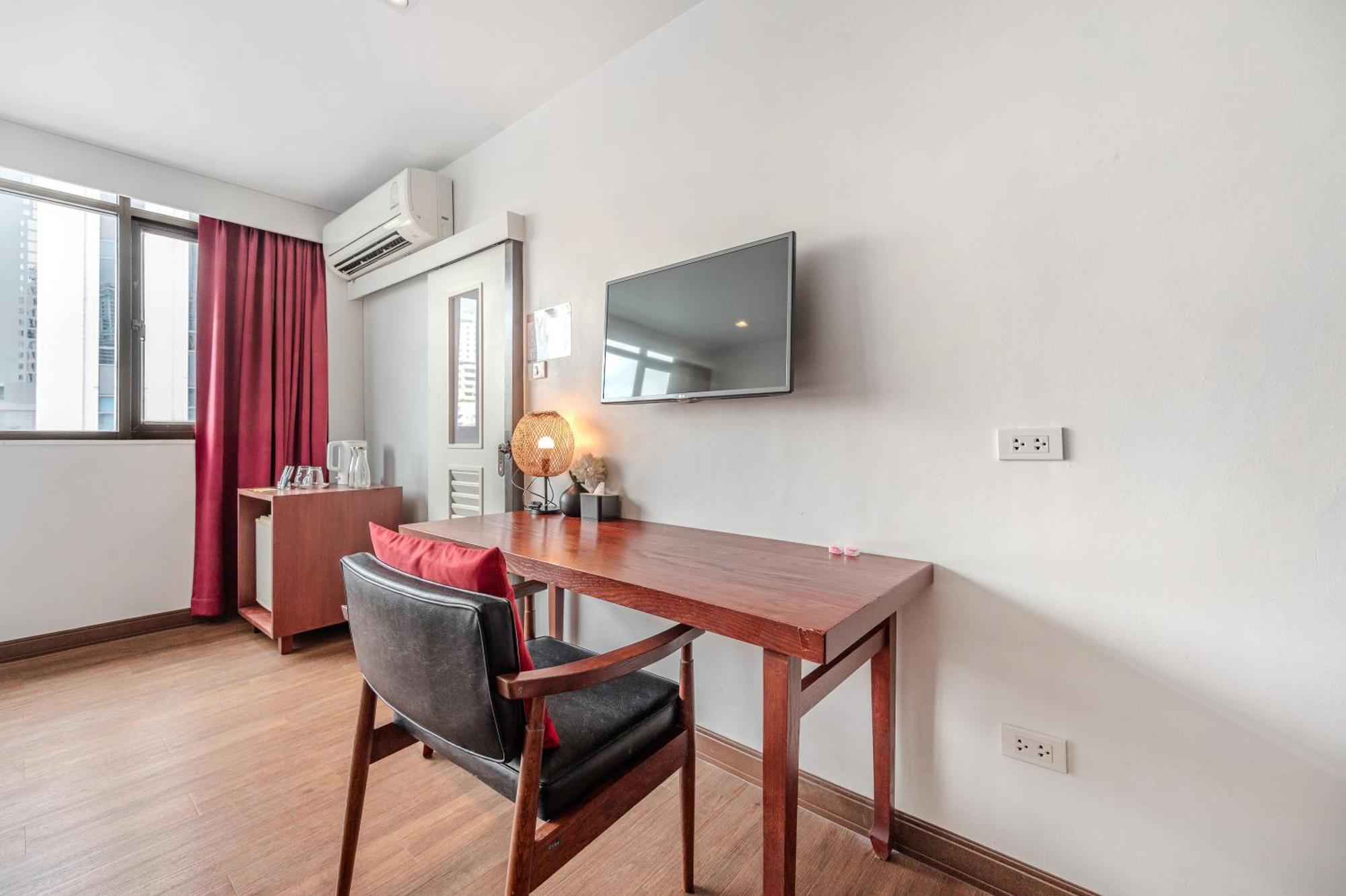 Ruamchitt Plaza Hotel Bangkok