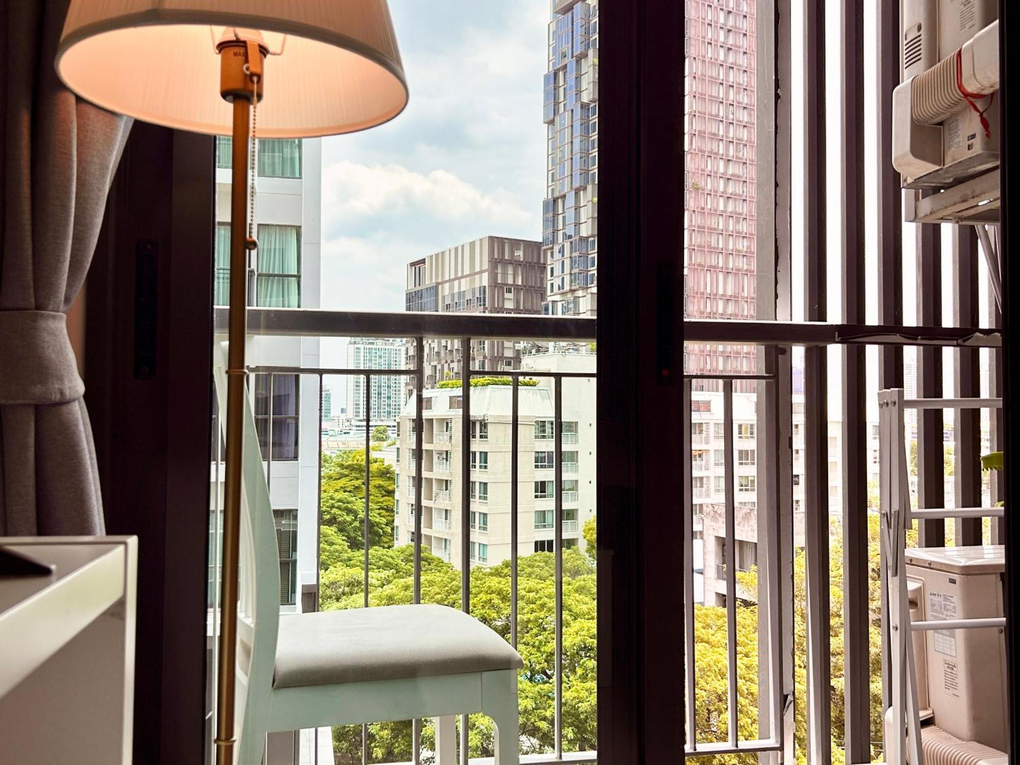 Apartment Rhythm Sukhumvit 36 Two Bedrooms