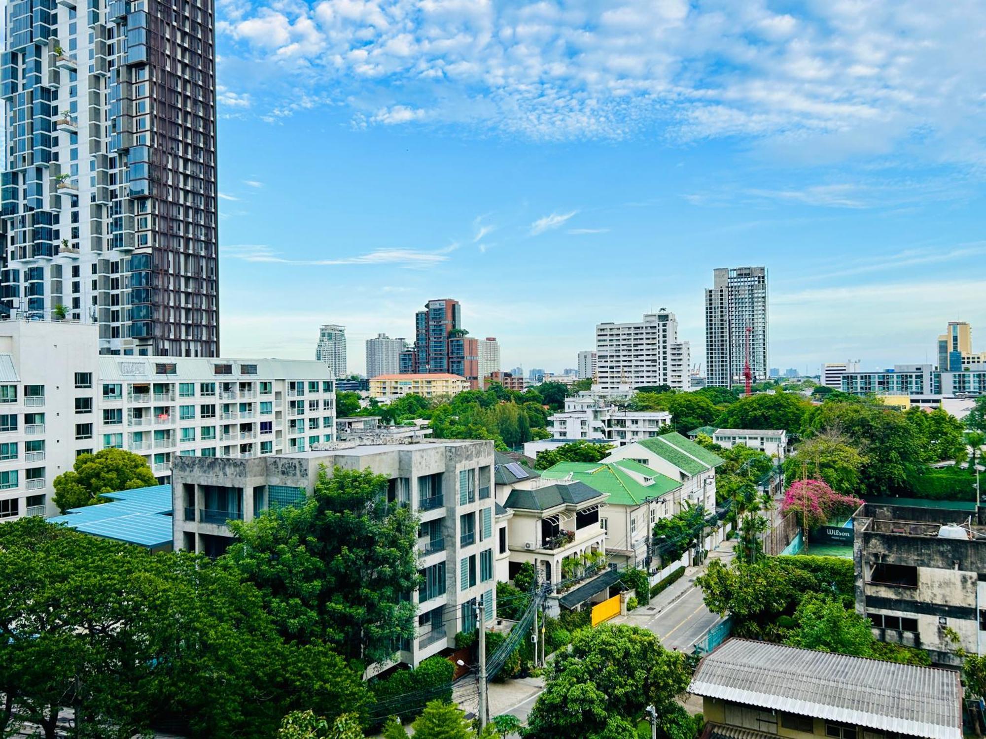 Rhythm Sukhumvit 36 Two Bedrooms * Bangkok