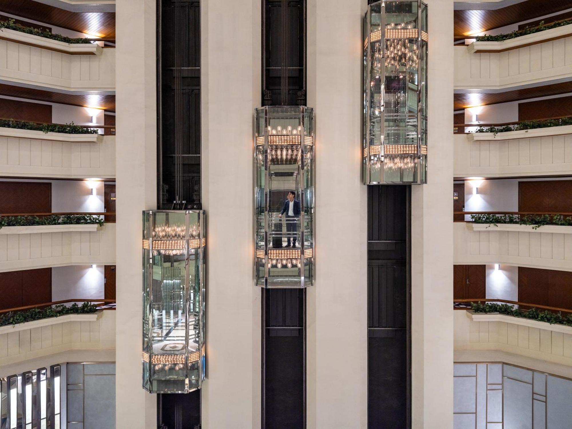 Hotel Crowne Plaza Lumpini Park By Ihg 5*
