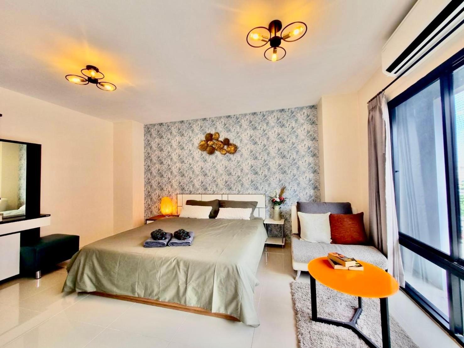 Chez Anne ,apartment 15 Mins From Suvarnabhumi International Airport, Near Airpor Rail Link Huamak ,ban Thap Chang Apartment *