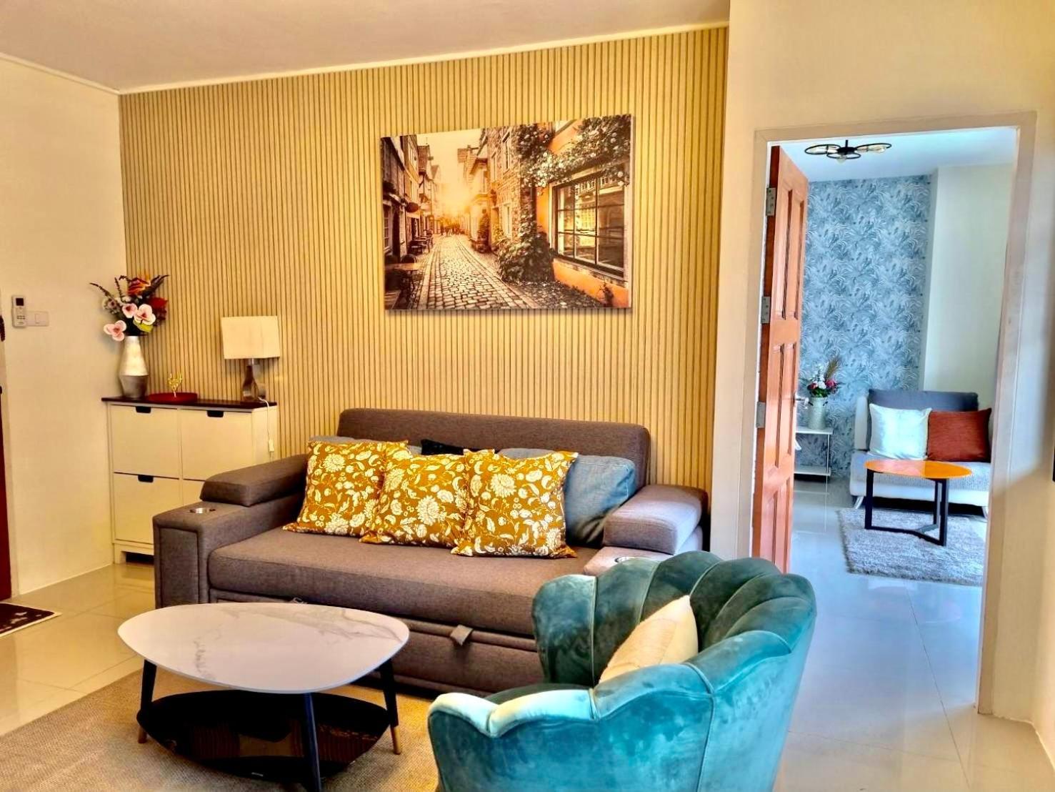 Apartment Chez Anne ,apartment 15 Mins From Suvarnabhumi International Airport, Near Airpor Rail Link Huamak ,ban Thap Chang Bangkok