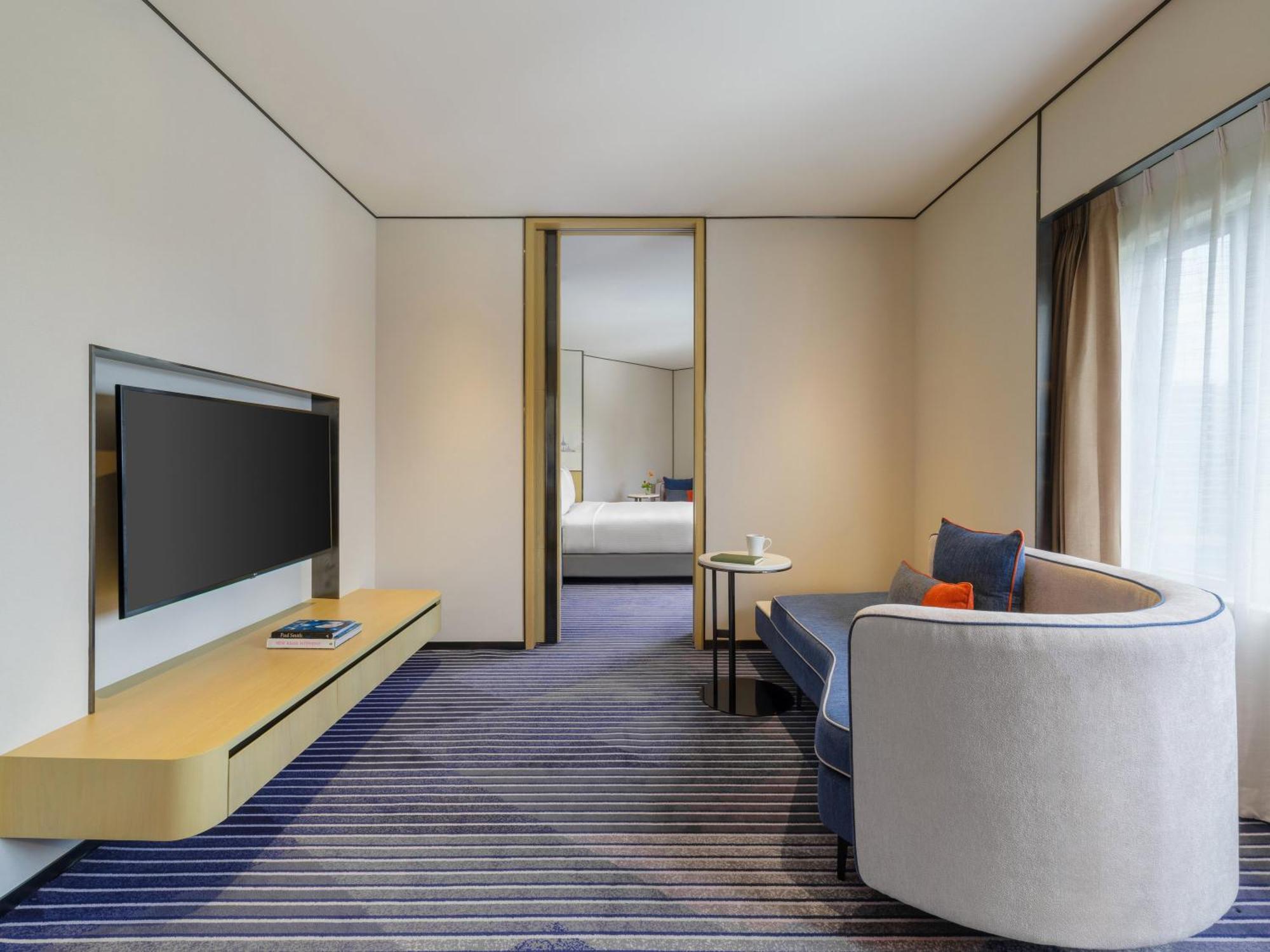 Crowne Plaza Lumpini Park By Ihg 5* Bangkok