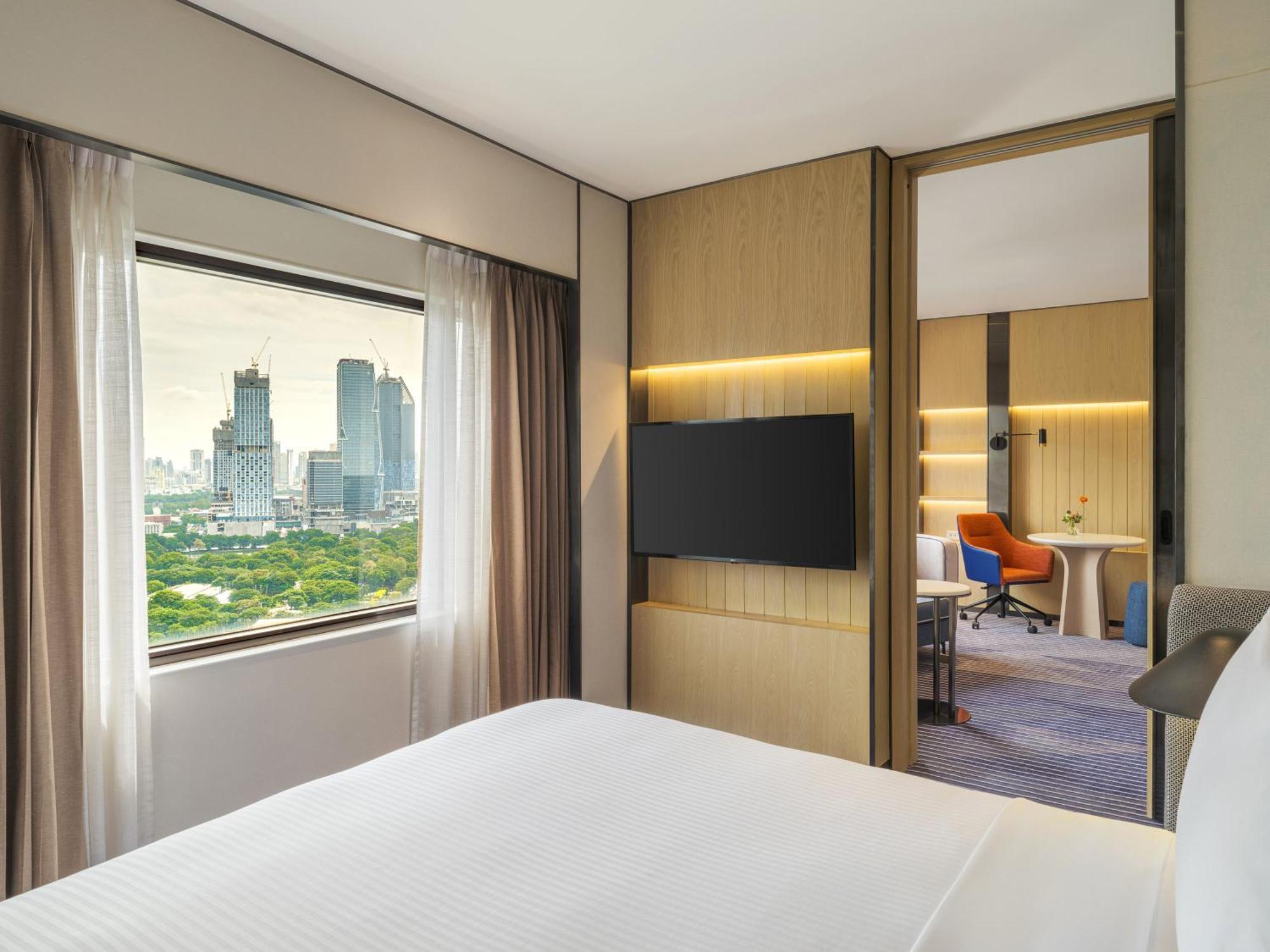 Crowne Plaza Lumpini Park By Ihg Hotel