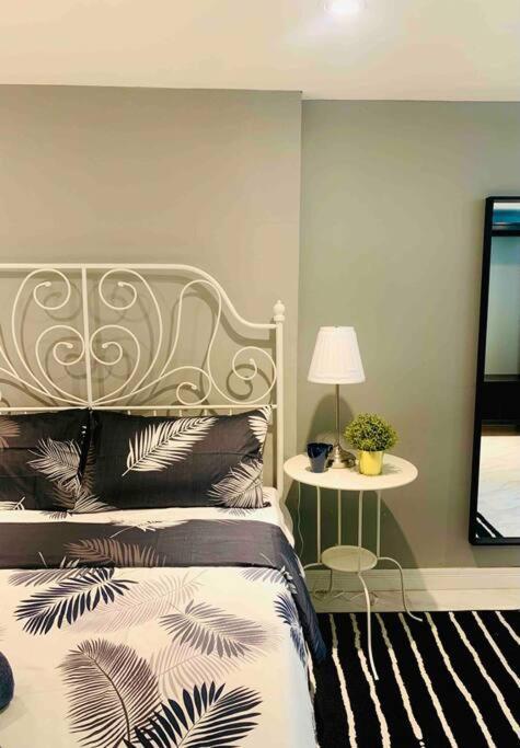 Villa House 5rooms, Bts Saint Louis Bangkok
