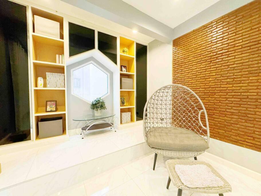 House 5rooms, Bts Saint Louis Villa