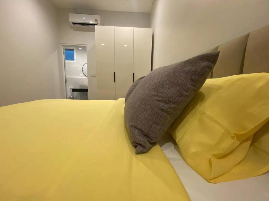 House 2rooms 3beds,mrt Rama9 *
