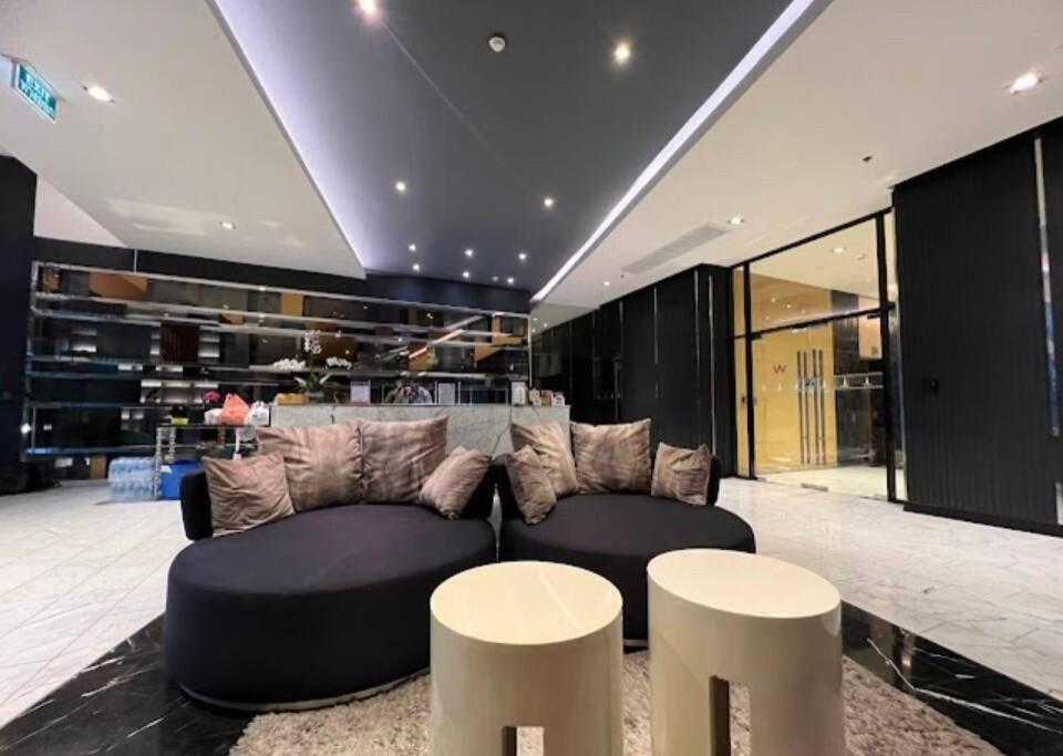 S69-新房特惠 巿中心 1bed Bts Phra Khanong Swim Gym