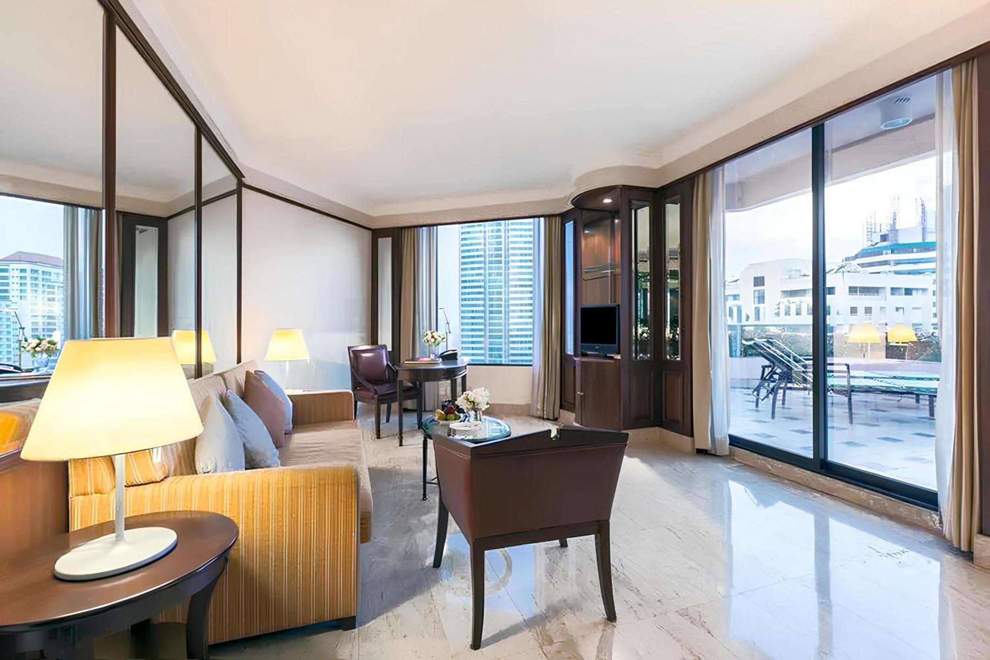 Rembrandt Hotel