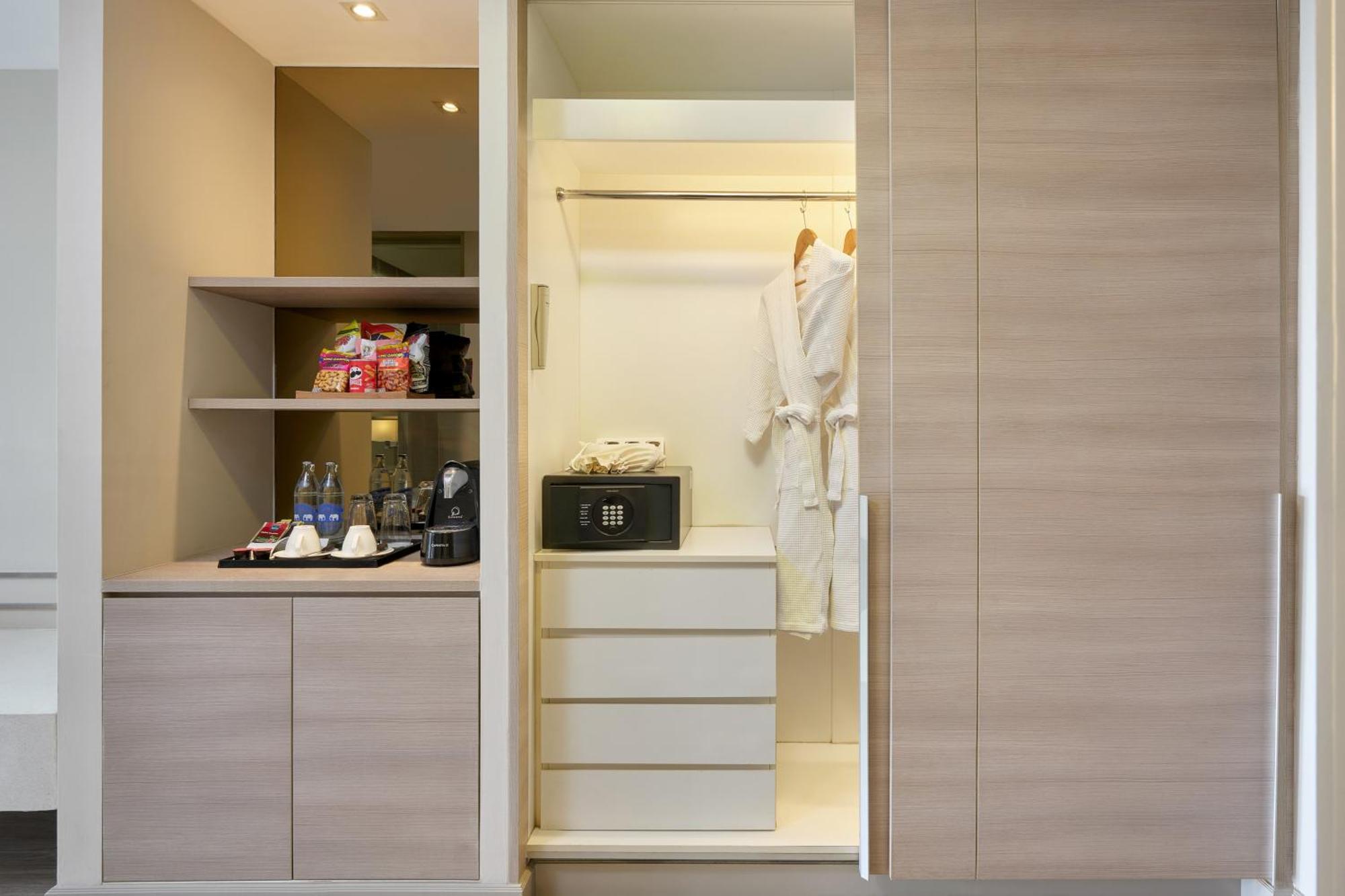Hotel The Park Nine Suvarnabhumi - Free Bkk Airport Shuttle