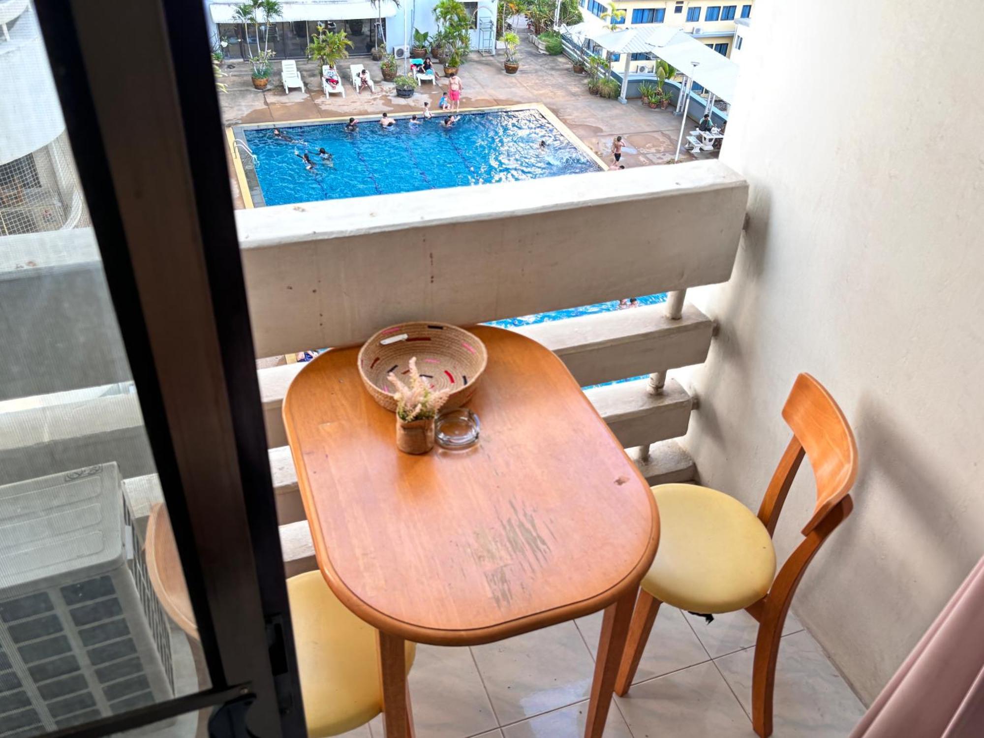 Apartment Centre Large Cheap Price *