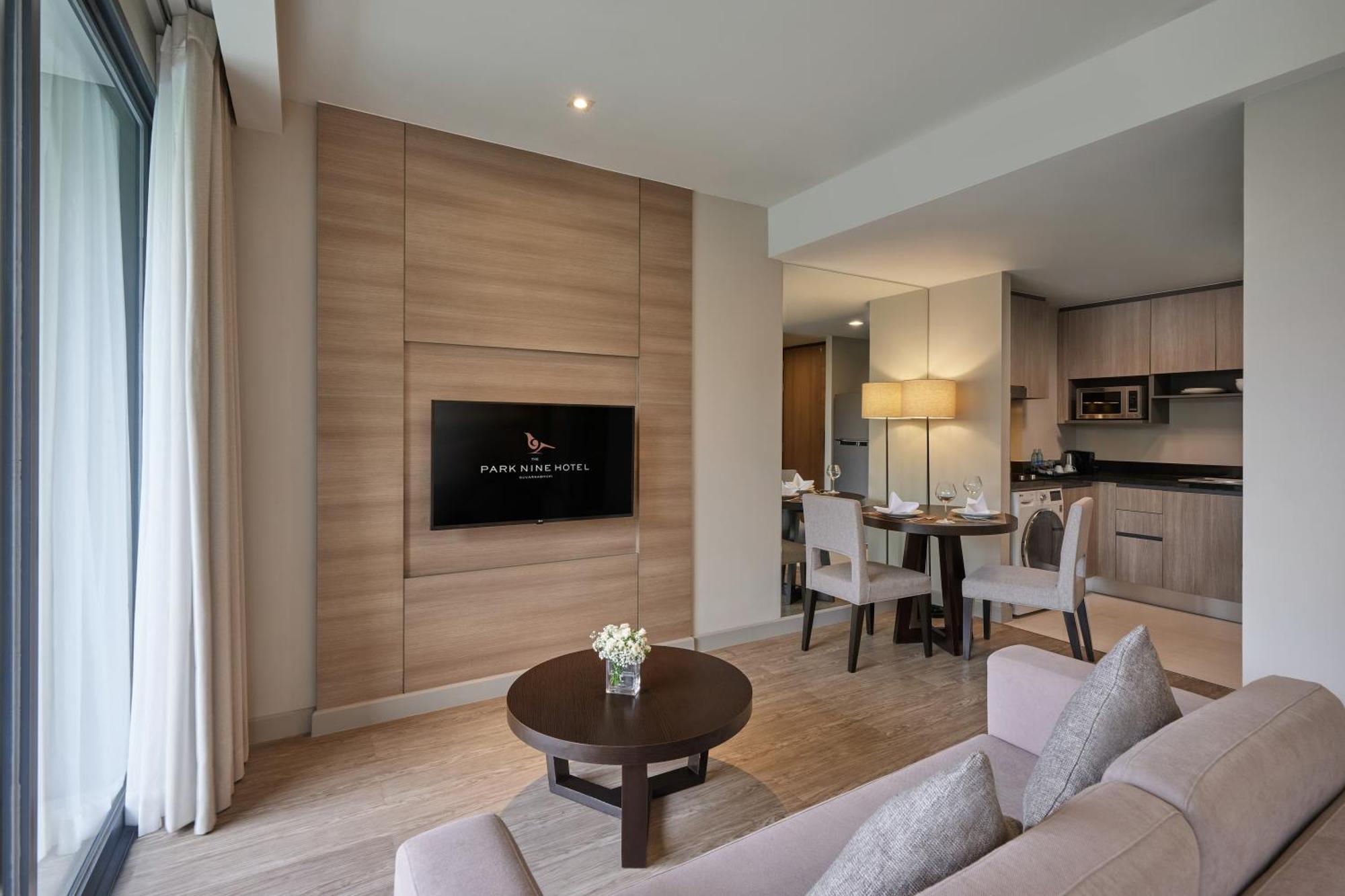 The Park Nine Suvarnabhumi - Free Bkk Airport Shuttle Hotel Bangkok