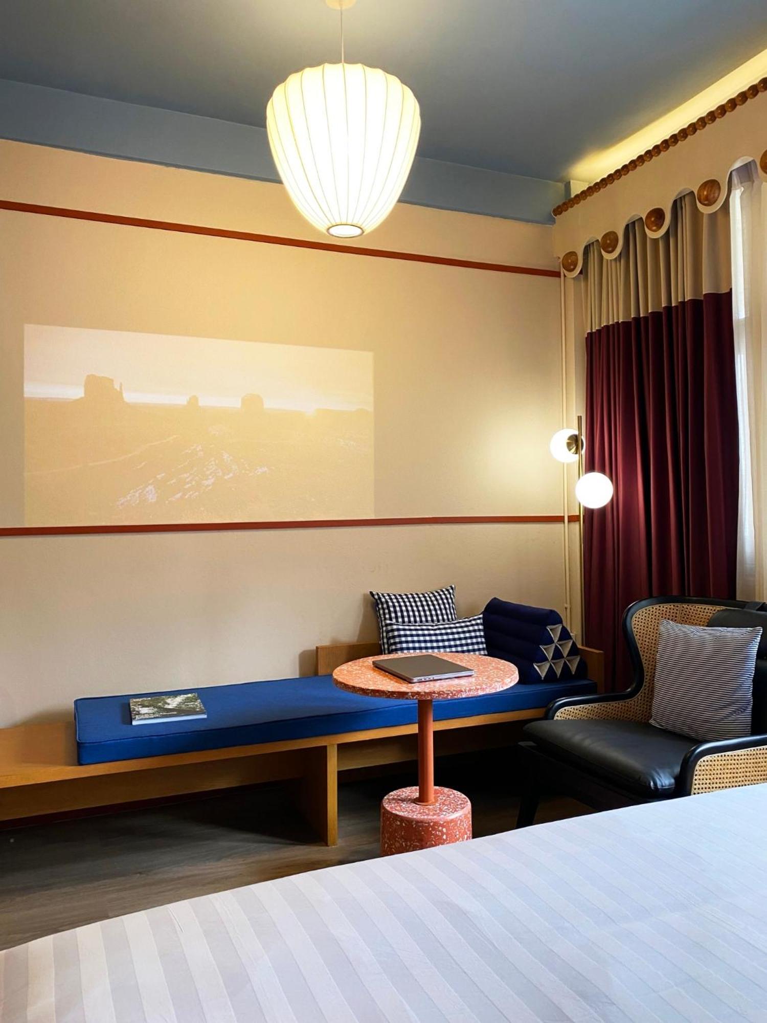 Blu Dock Restel