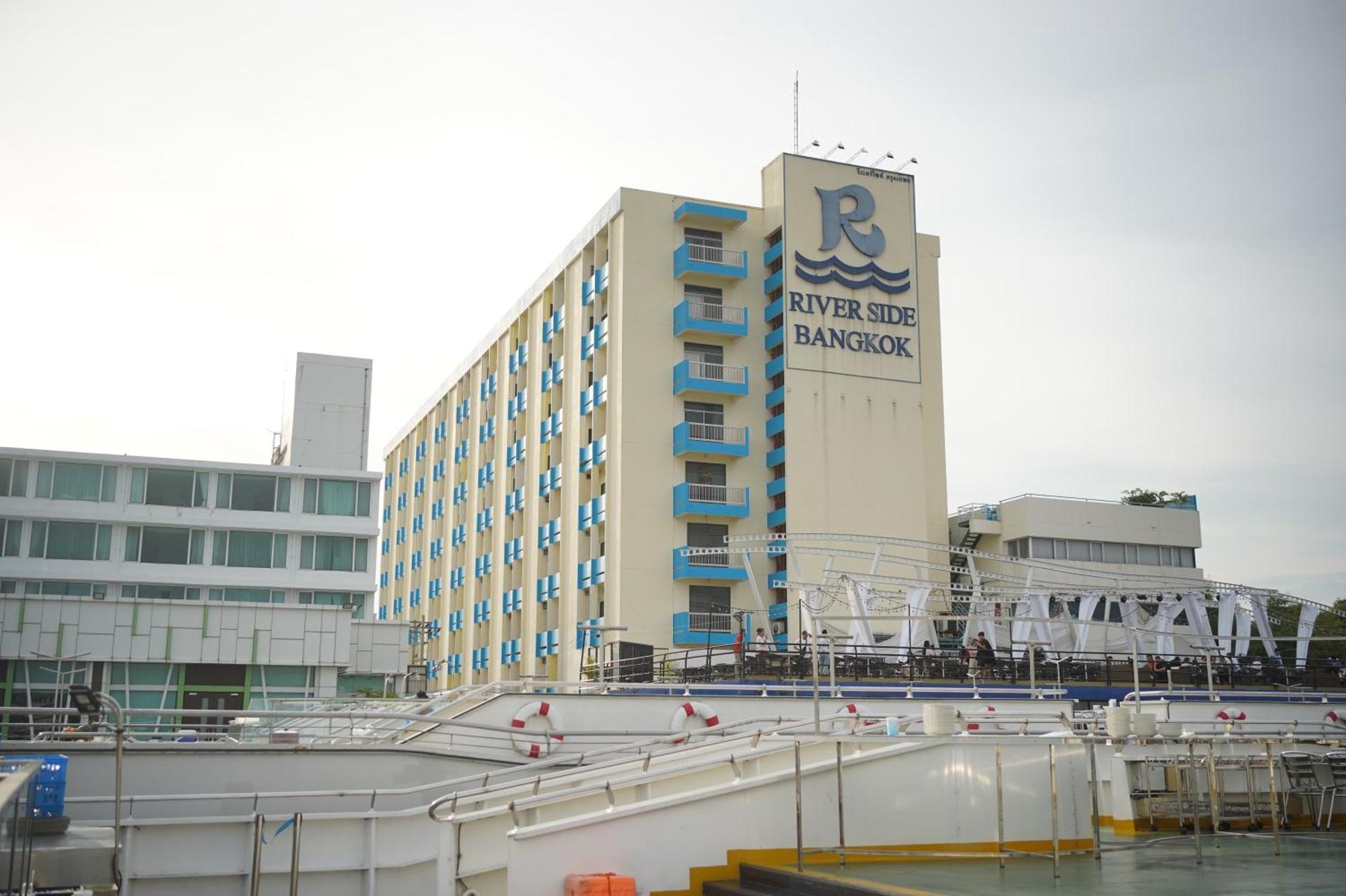 Riverside Hotel 4*