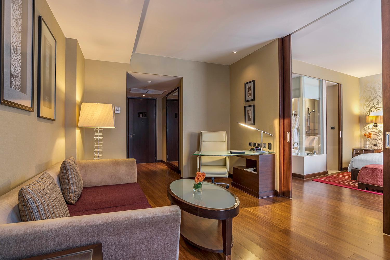 Hilton Grande Asoke Hotel