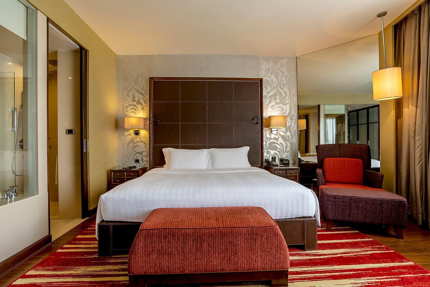 Hilton Grande Asoke Hotel 5*
