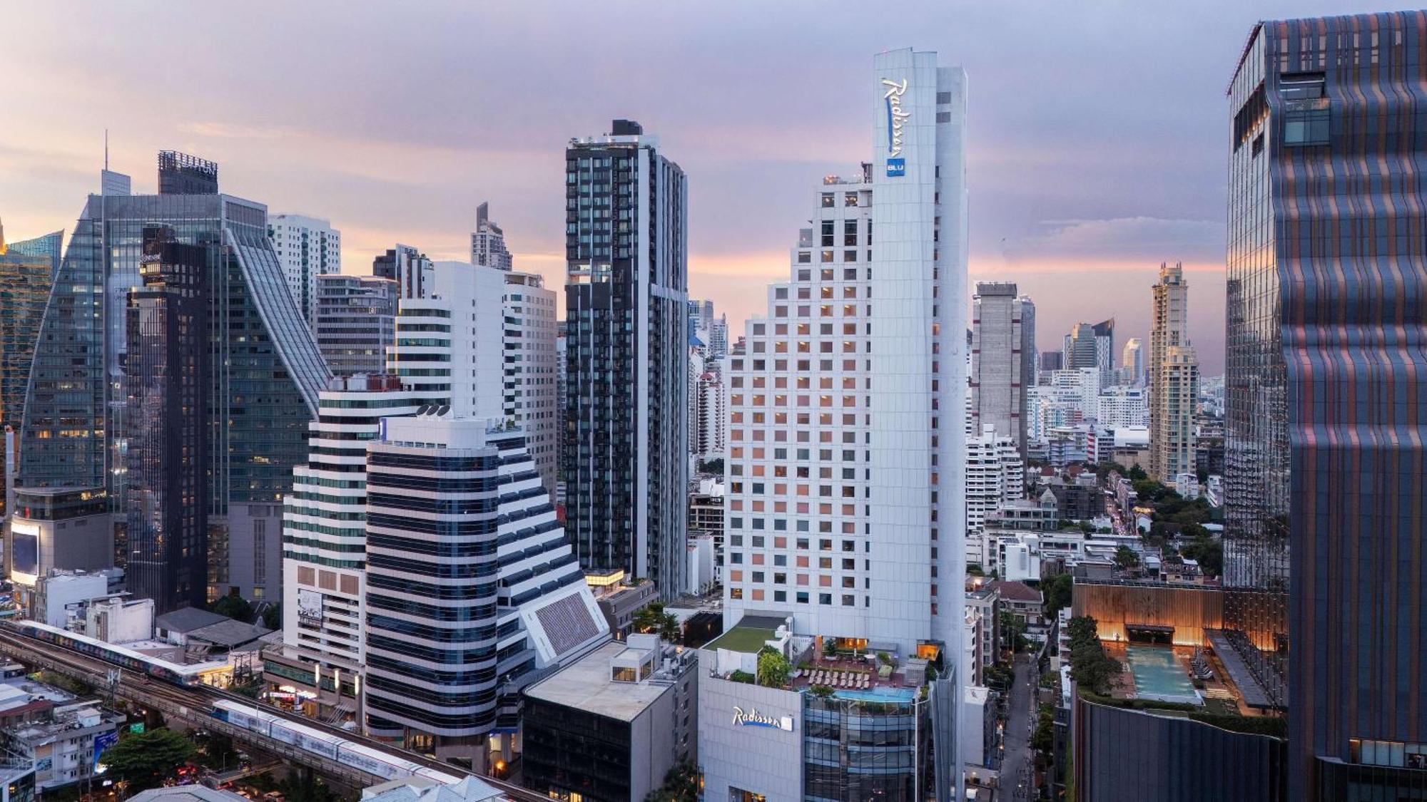 Hotel Radisson Blu Plaza