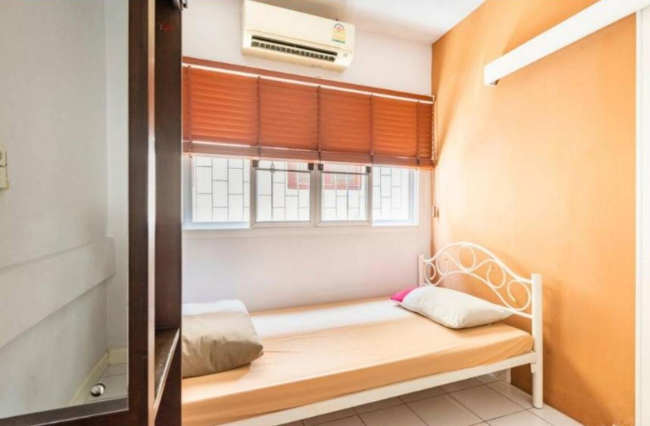 1137 Bangkok