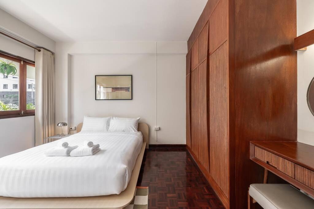 Timber & Terrace Apartment *