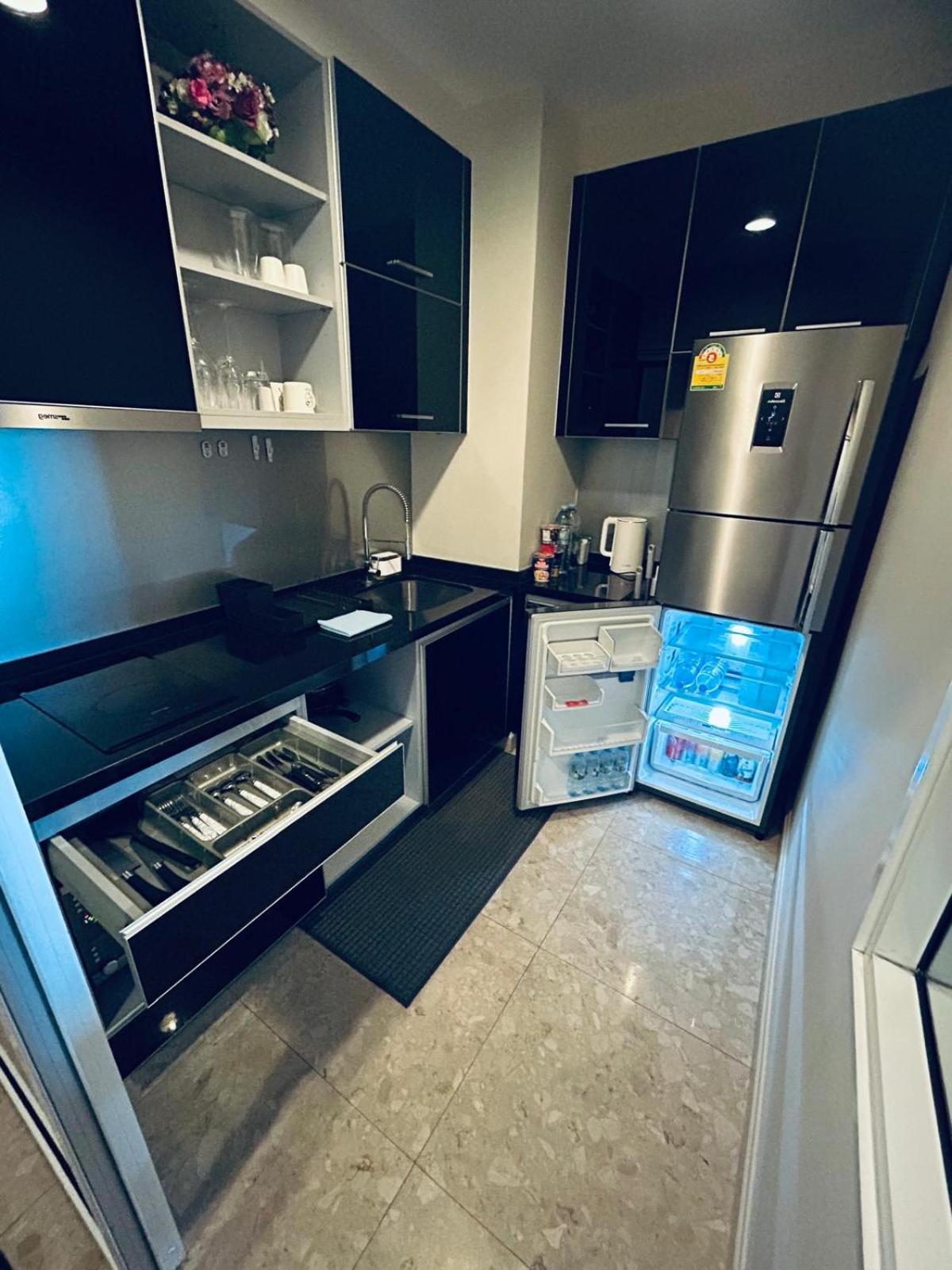 1br At Thonglor Bts Infinitypool Overlooking *