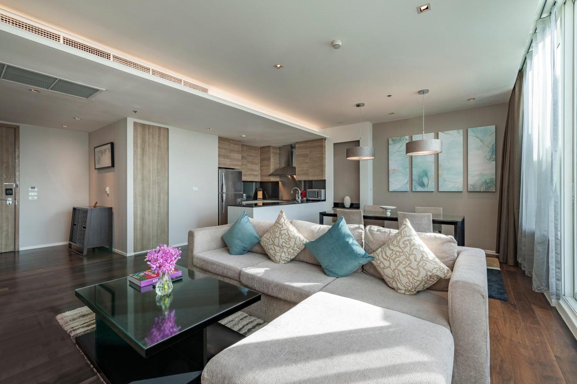 Muu Bangkok, Small Luxury Of The World