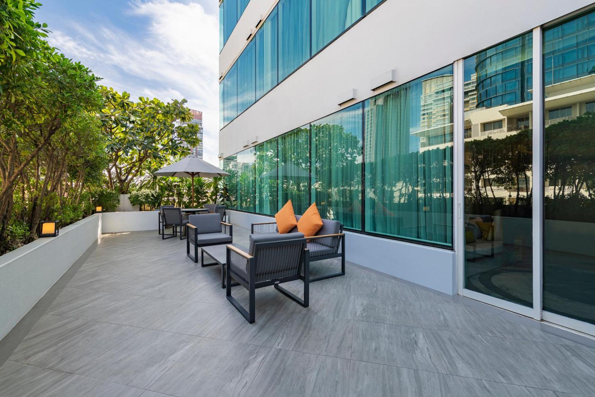 Muu Bangkok, Small Luxury Of The World Bangkok