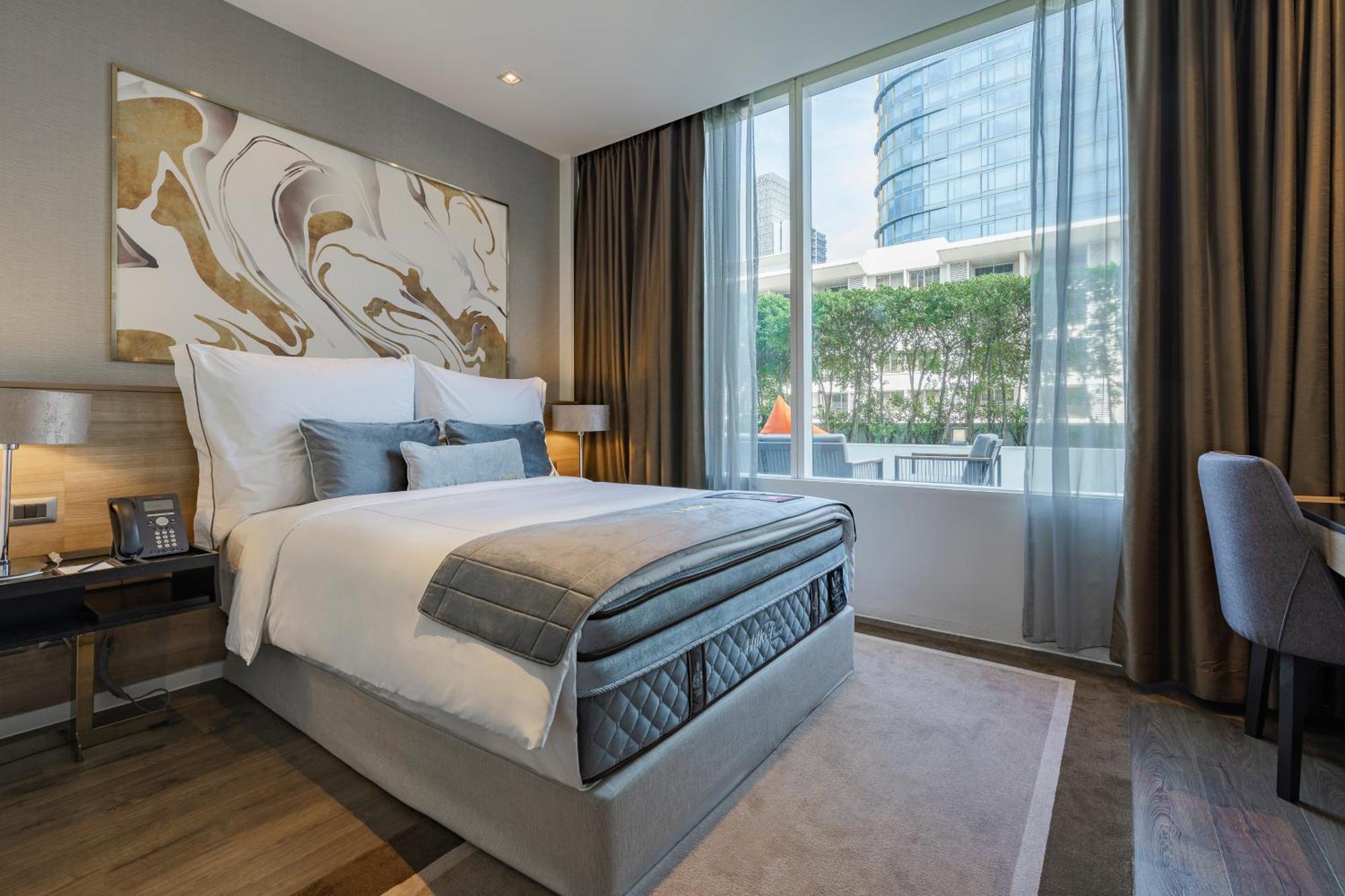 Muu Bangkok, Small Luxury Of The World Hotel 5*