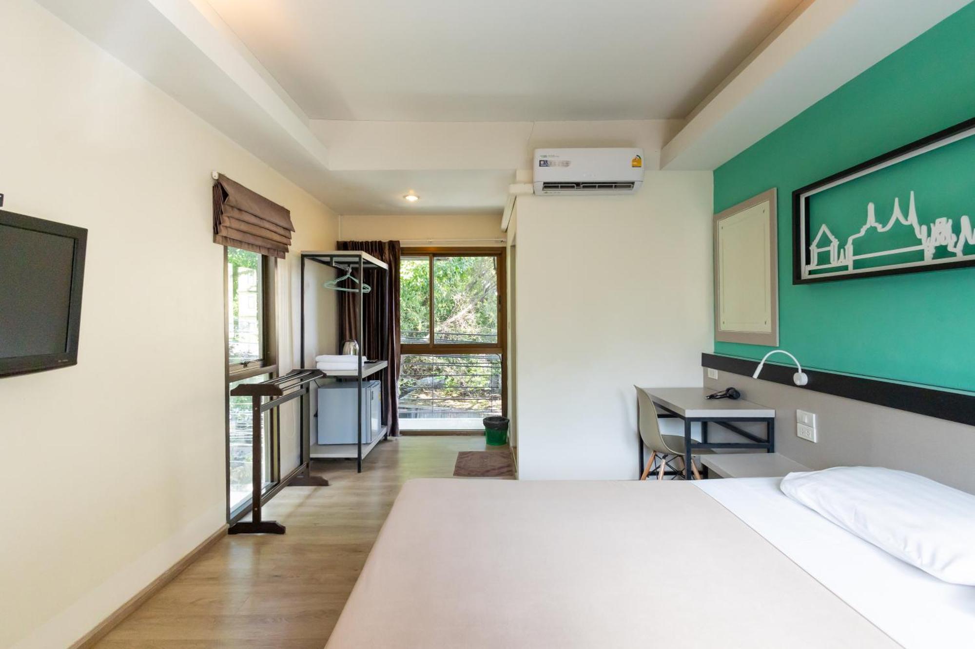 Hotel Penpark Place 3*